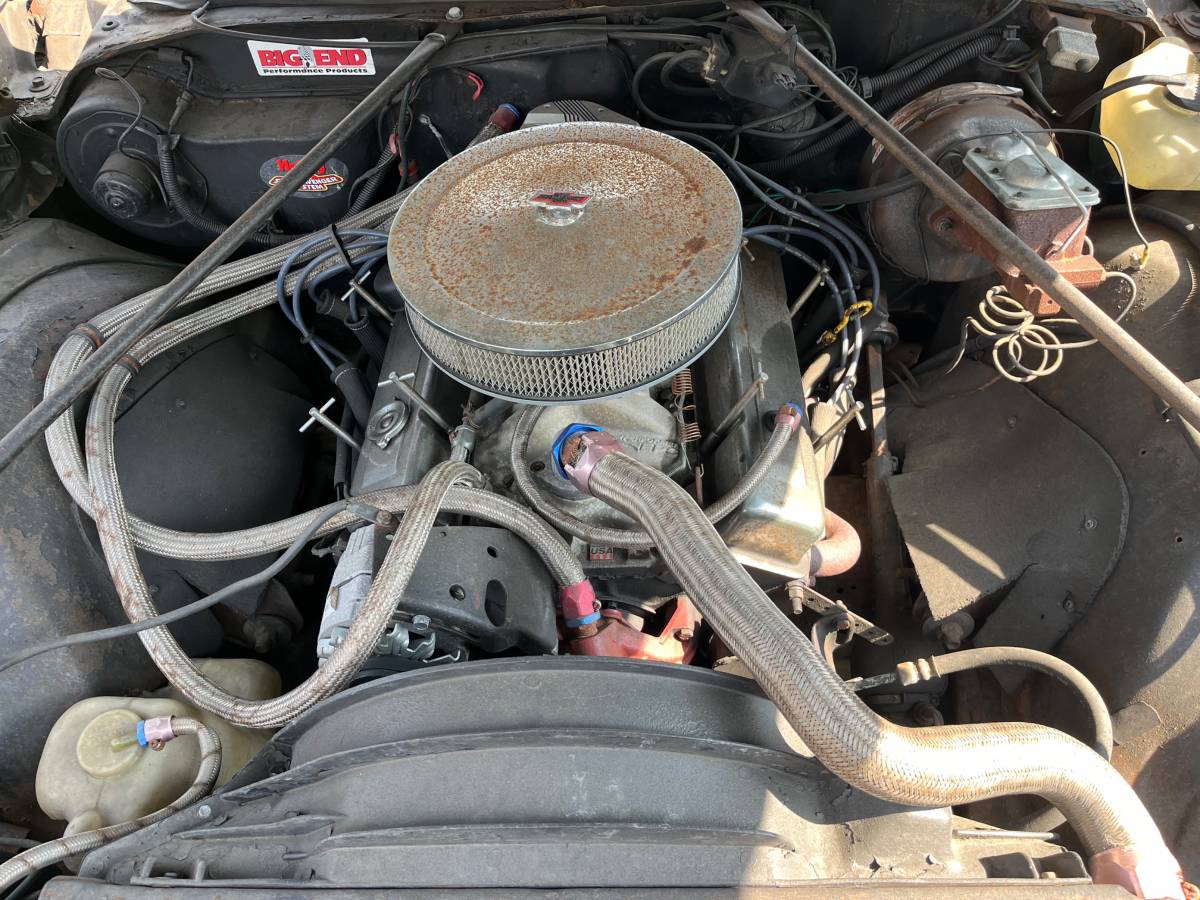 Chevy-malibu-1975-green-8