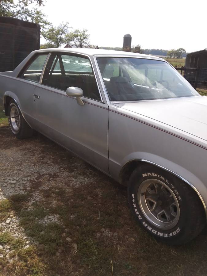 Chevy-malibu-1981-grey-4