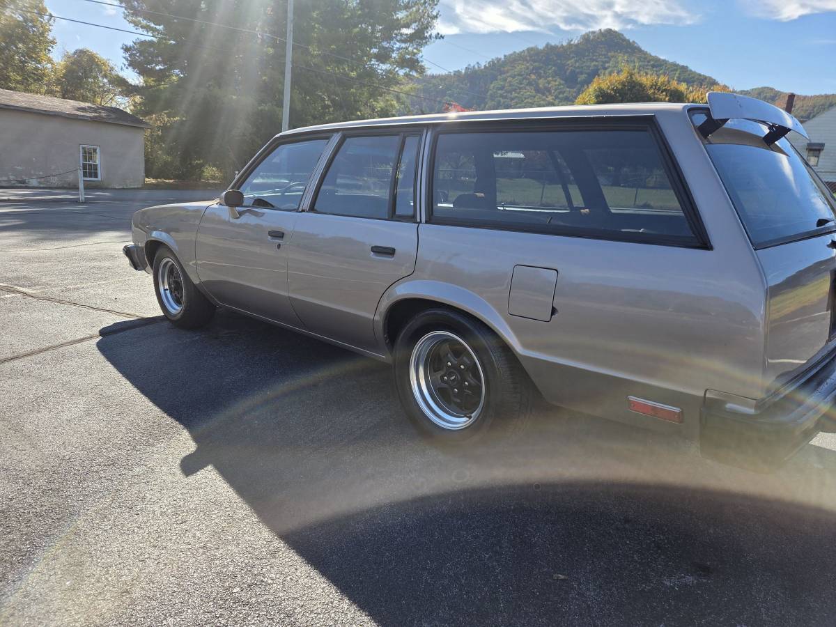 Chevy-malibu-1983-brown-6