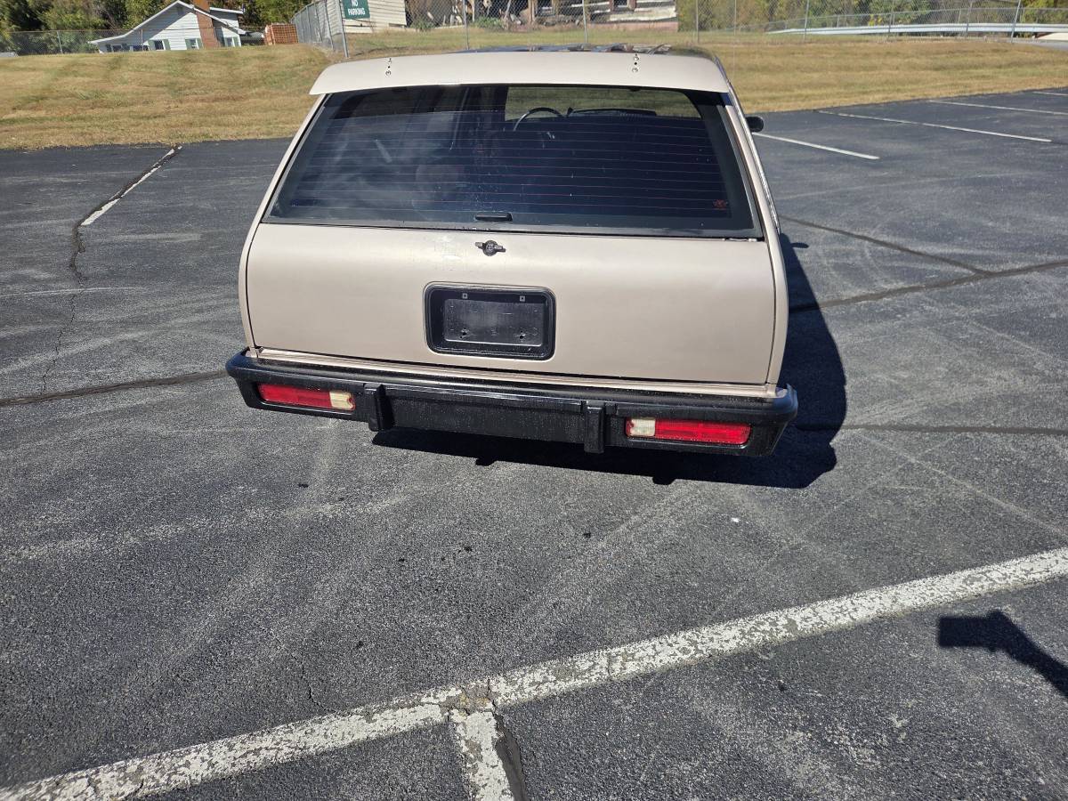 Chevy-malibu-1983-brown-7