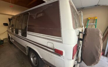 Chevy-mark-111-2.0-1989-white-2
