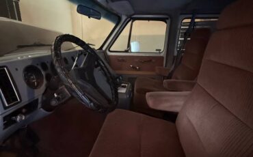 Chevy-mark-111-2.0-1989-white-9