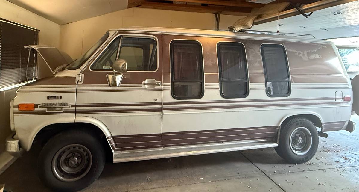 Chevy-mark-111-2.0-1989-white