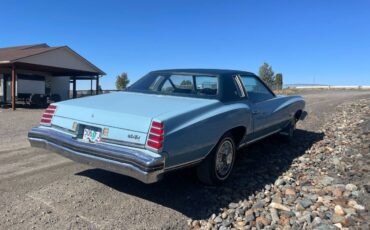 Chevy-monte-carlo-1975-blue-1