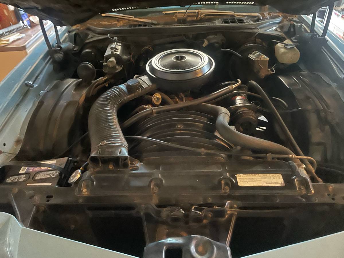 Chevy-monte-carlo-1975-blue-4