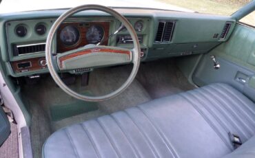 Chevy-monte-carlo-1977-16