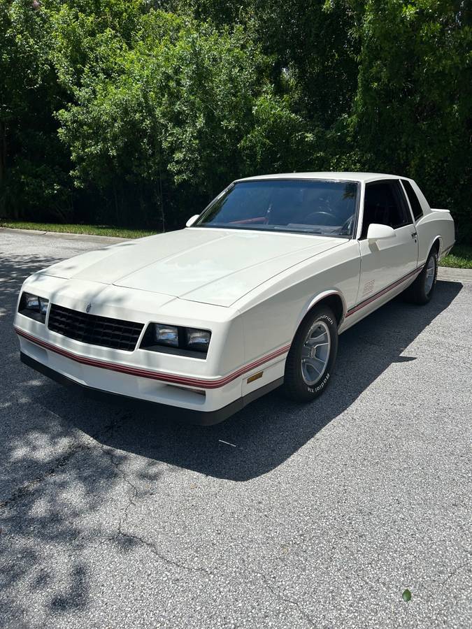 Chevy-monte-carlo-ss-1988-white-2