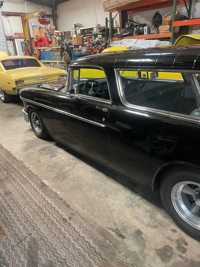 Chevy-nomad-1955-black-3
