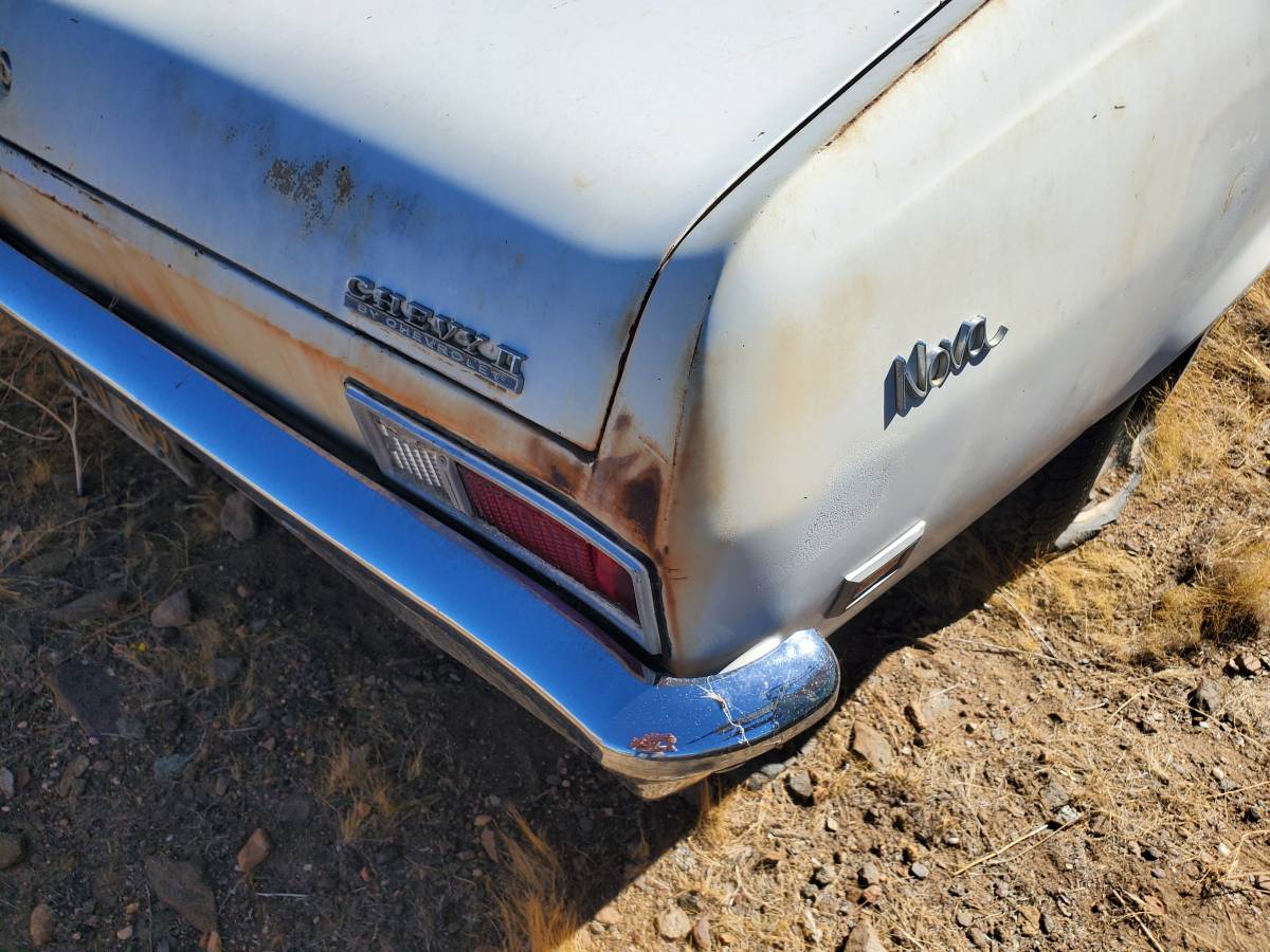 Chevy-nova-1968-white-2