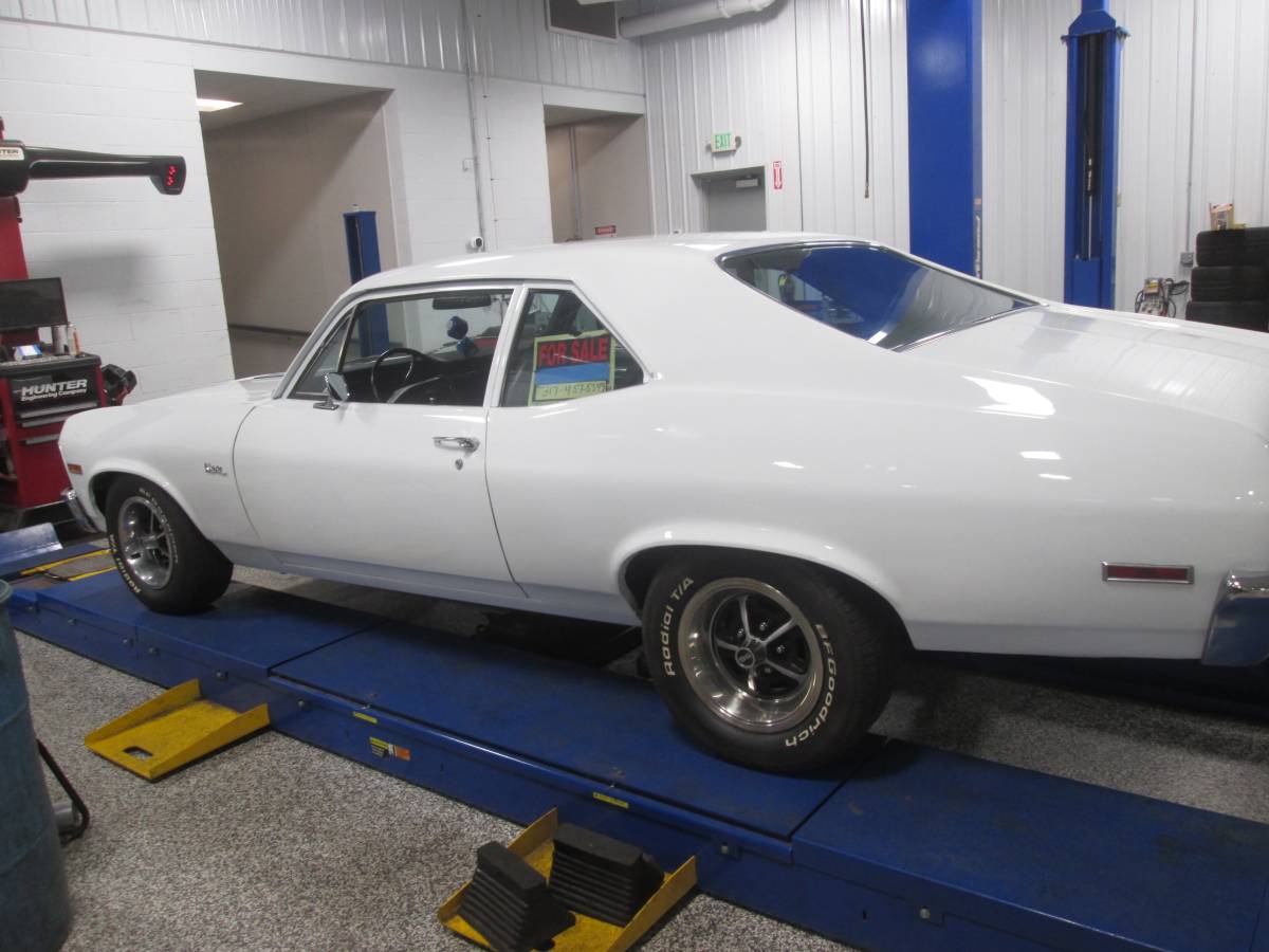 Chevy-nova-1972-white-3