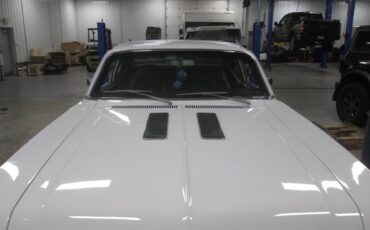 Chevy-nova-1972-white-7