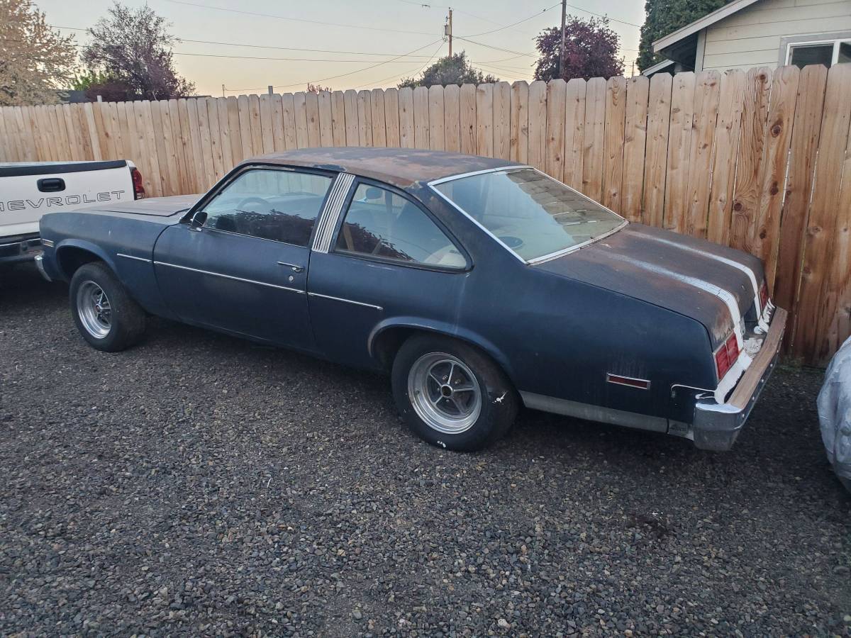 Chevy-nova-1979-blue-7