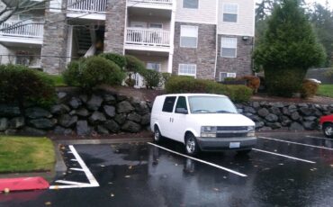 Chevy-p30-step-van-1986-white-2