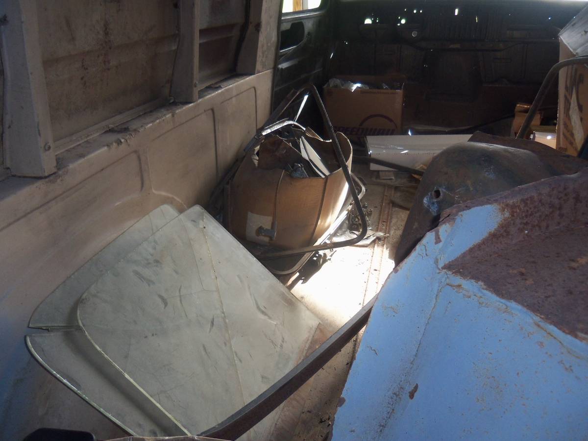 Chevy-panel-truck-1954-17