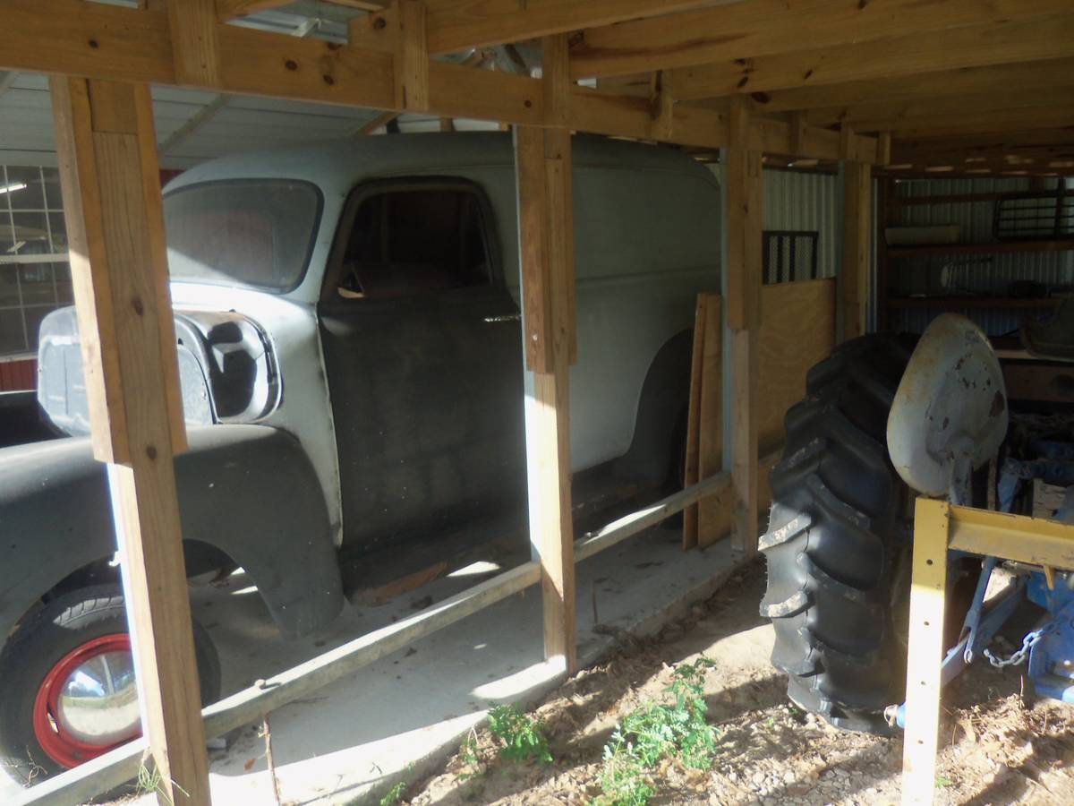 Chevy-panel-truck-1954-73