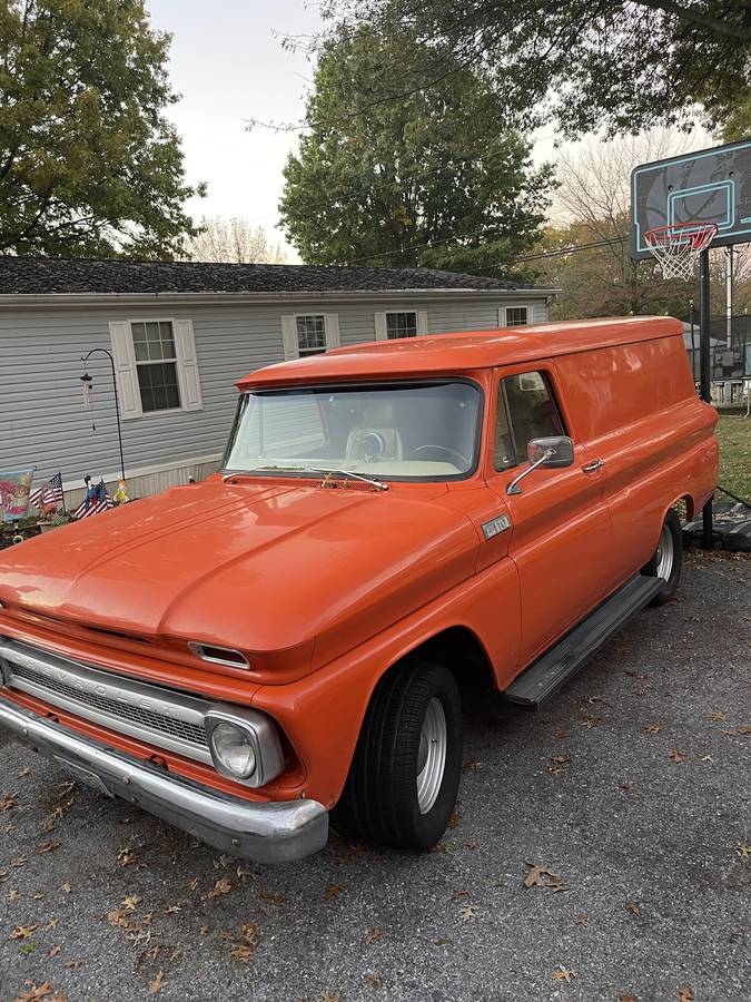 Chevy-panel-truck-1965-7