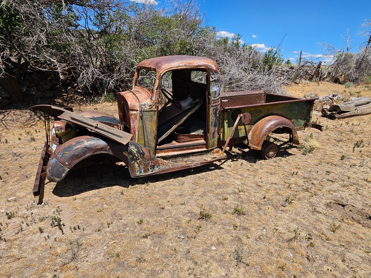 Chevy-pickup-1937-brown-4