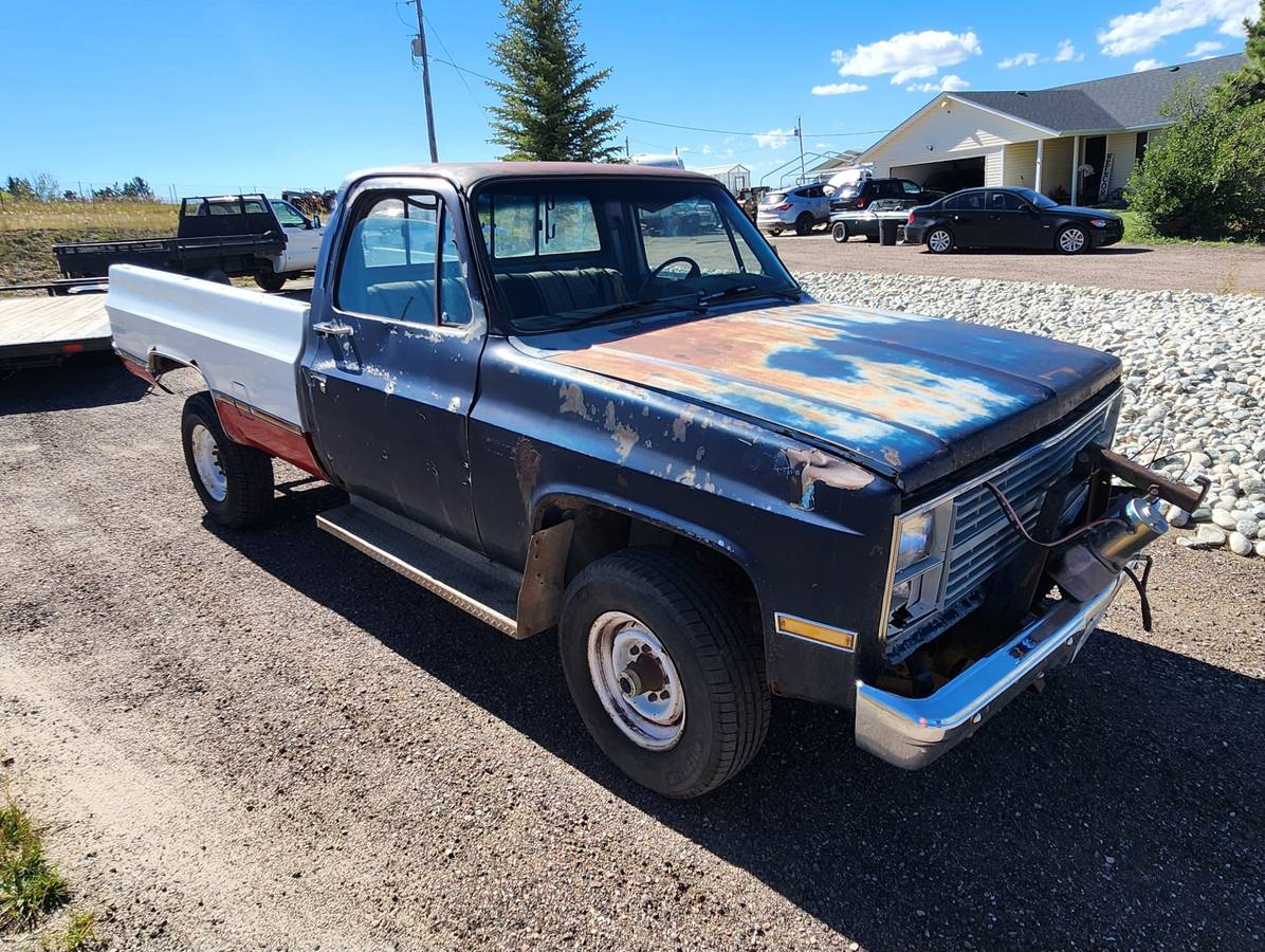 Chevy-pickup-1984-3