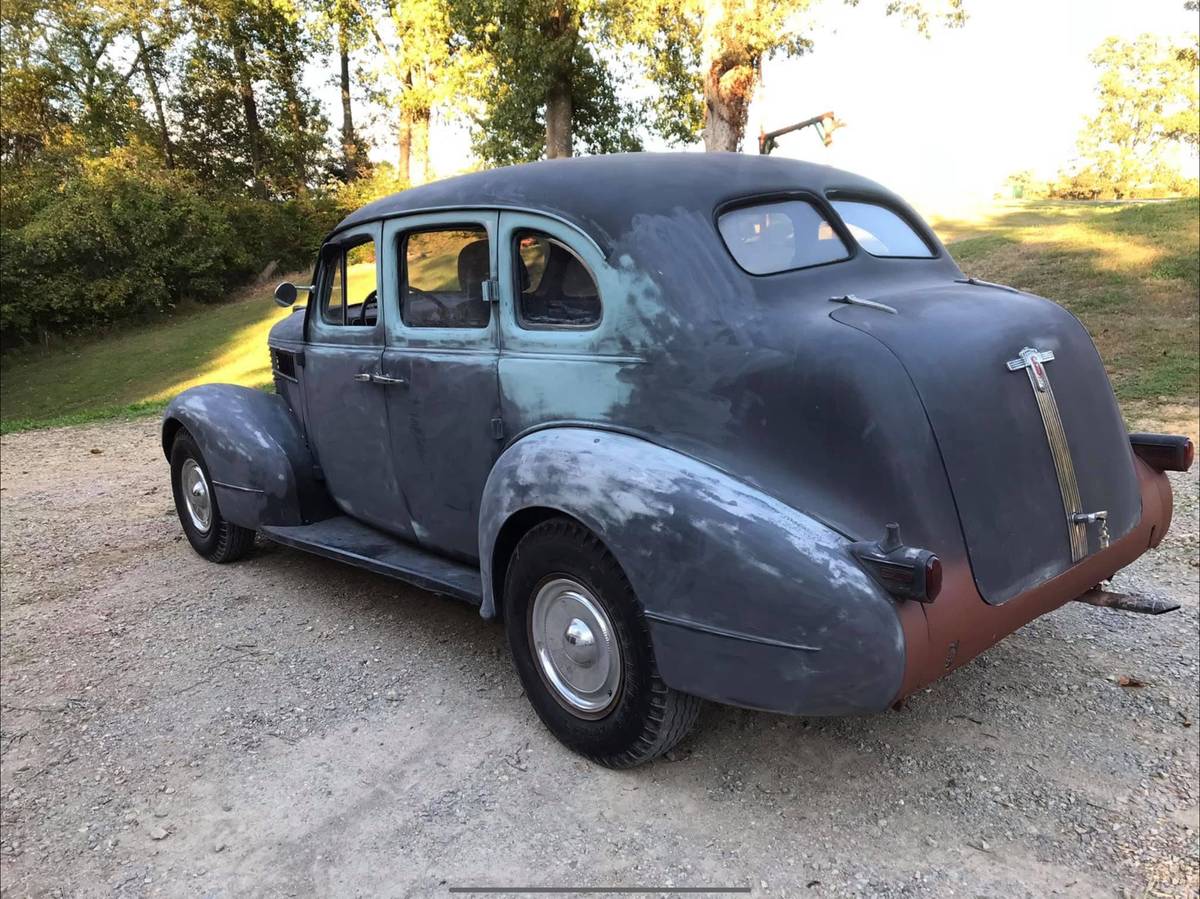 Chevy-pontiac-1938-grey-3