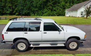Chevy-s-10-blazer-1994-white-2