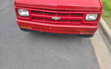 Chevy-s10-1985-red-4