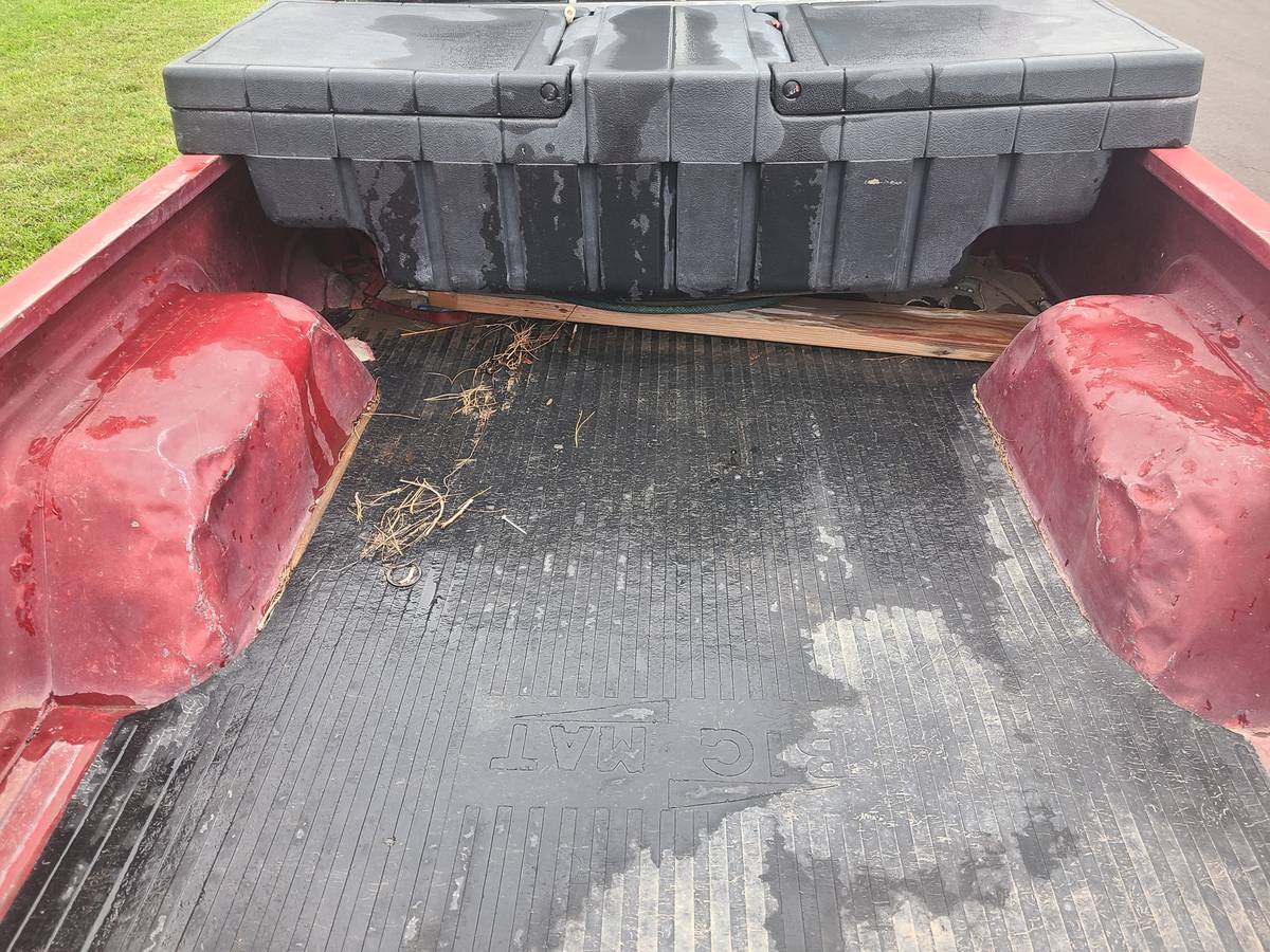 Chevy-s10-1985-red-8