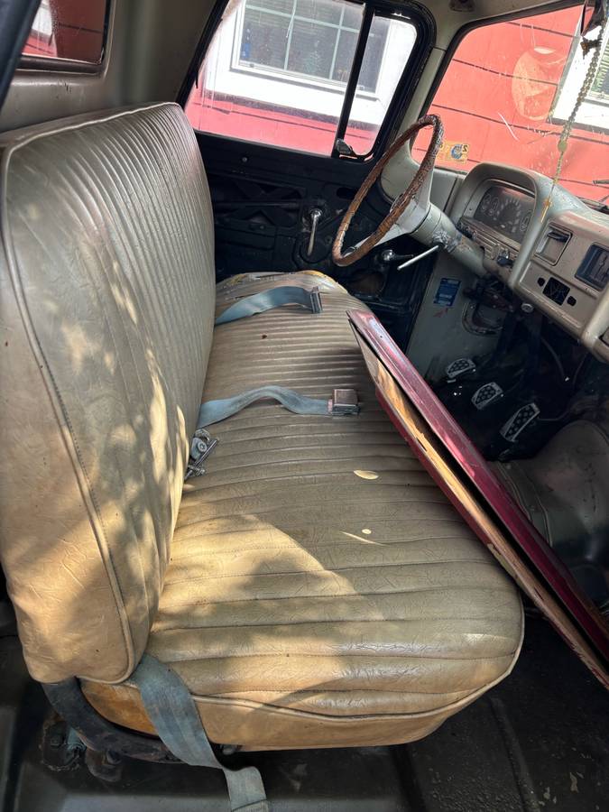 Chevy-s10-pickup-1962-black-8