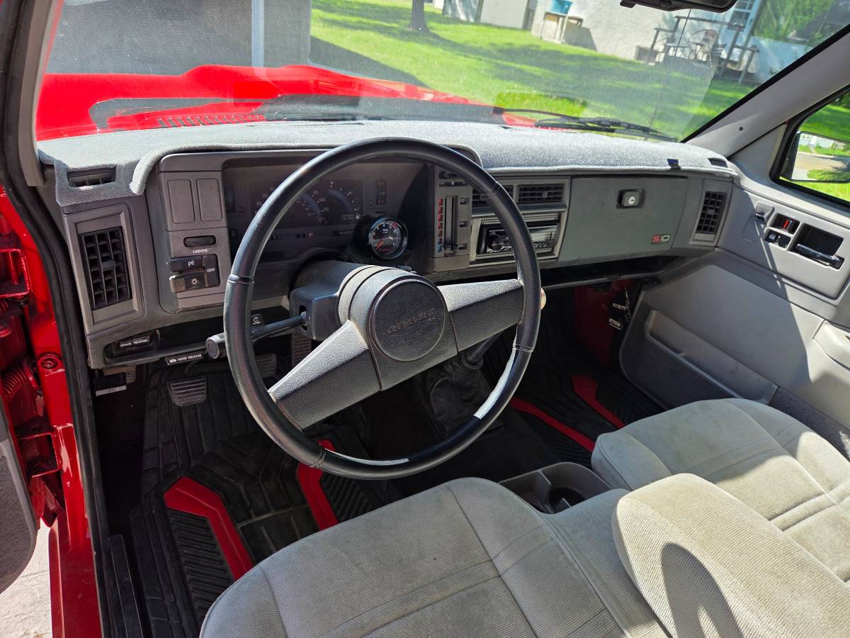 Chevy-s10-pickup-1991-red-1
