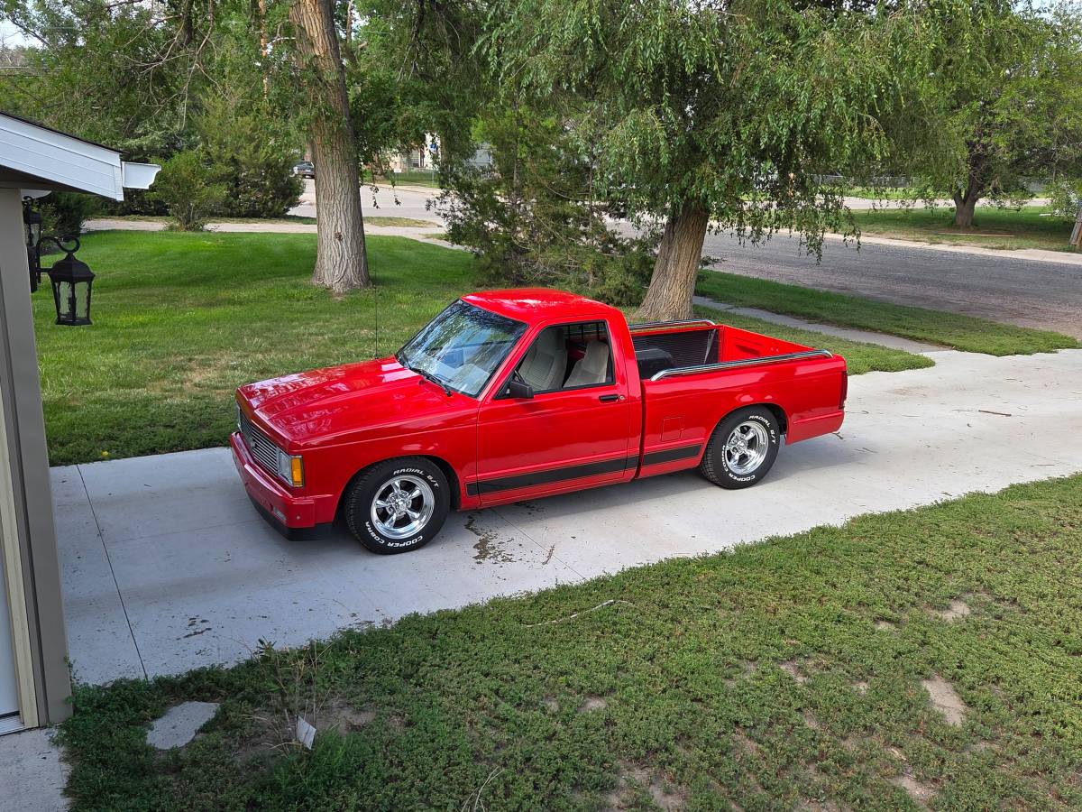 Chevy-s10-pickup-1991-red-9