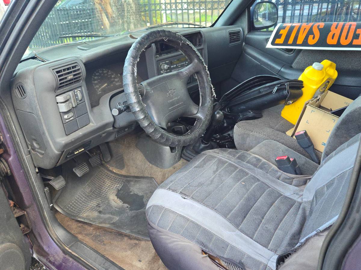 Chevy-s10-pickup-1996-4
