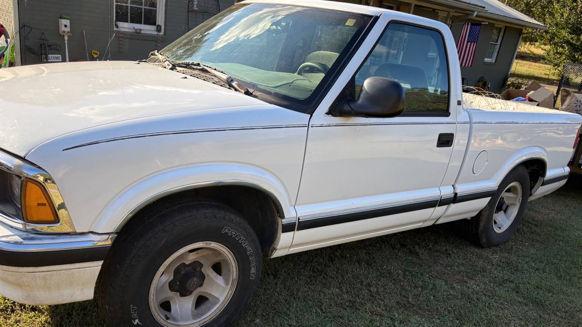 Chevy-s10-white-1994-white-1