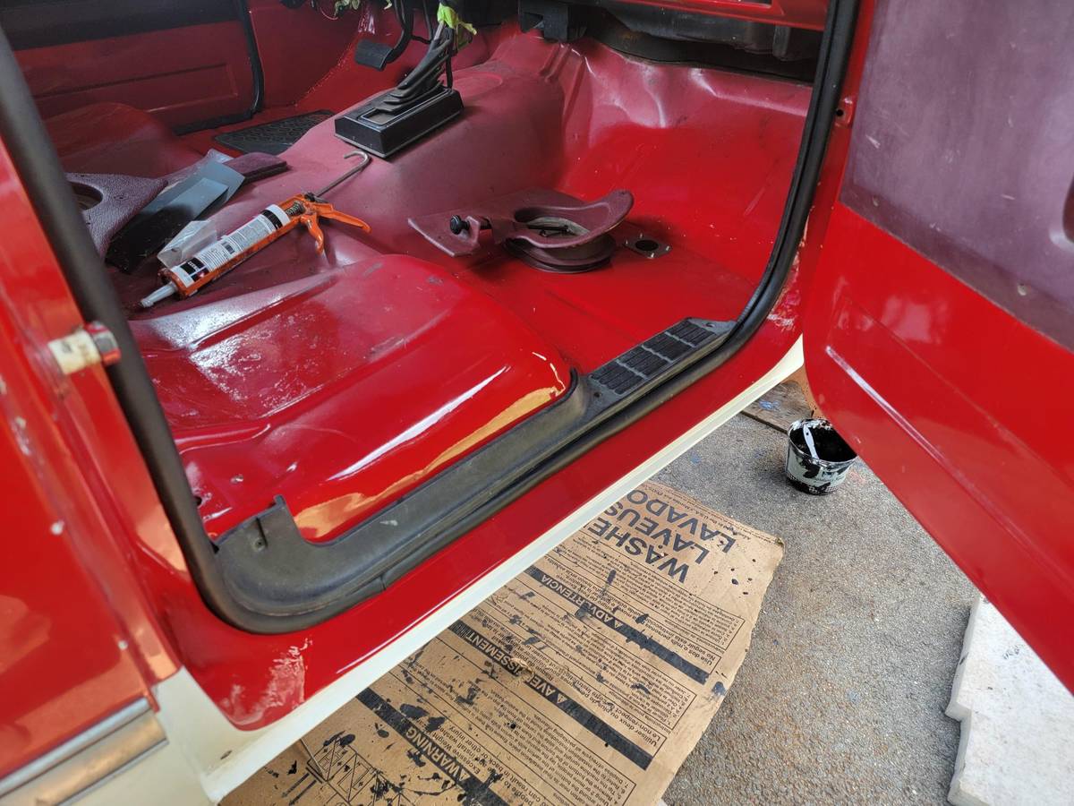 Chevy-scottsdale-1985-red-11