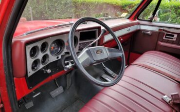 Chevy-scottsdale-1985-red