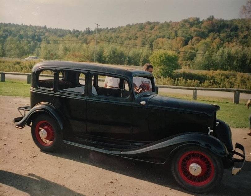 Chevy-sedan-1933-3
