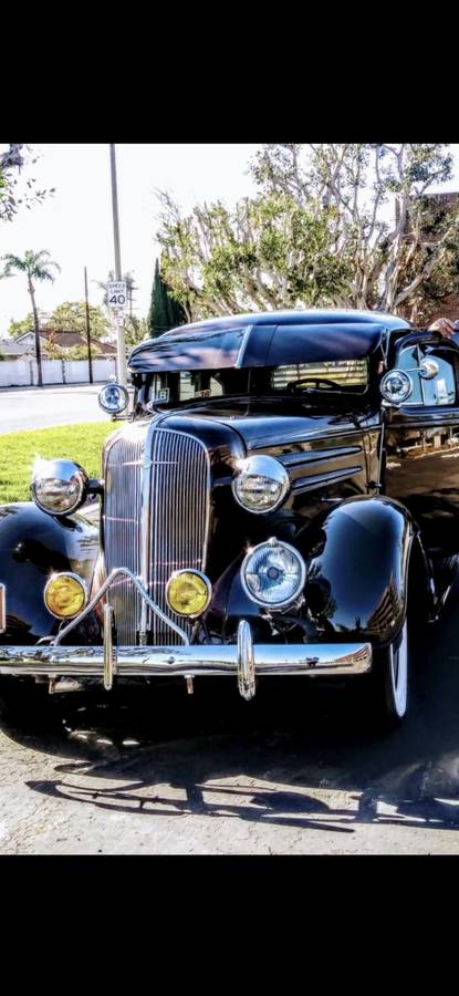 Chevy-sedan-1936-brown