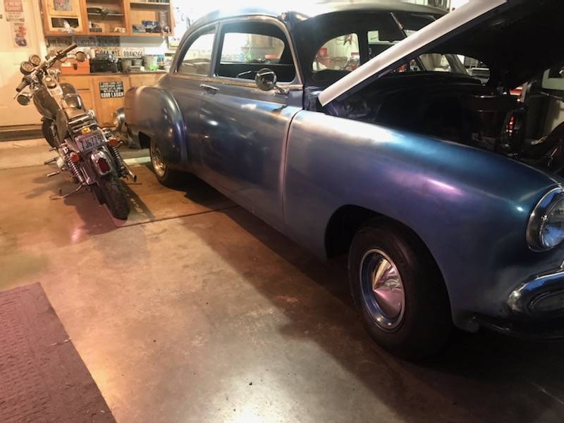 Chevy-sedan-1952-blue-2