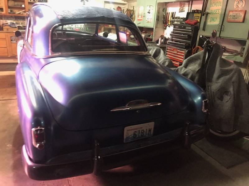 Chevy-sedan-1952-blue-4