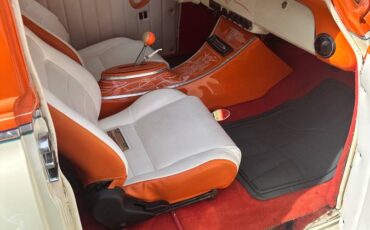 Chevy-sedan-delivery-1951-orange