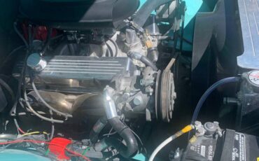 Chevy-short-bed-pickup-truck.-1967-blue-21