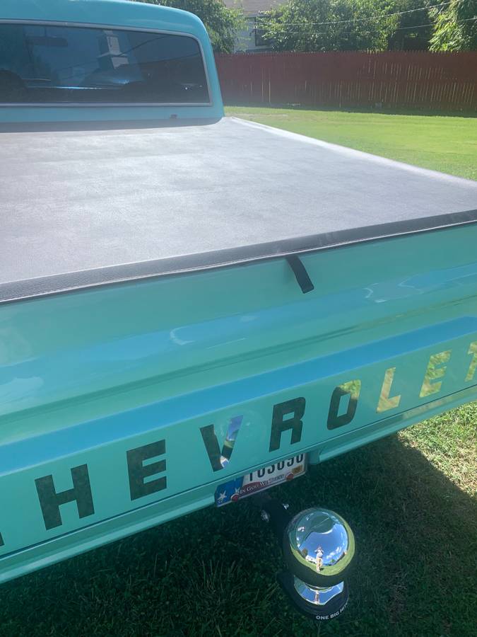 Chevy-short-bed-pickup-truck.-1967-blue-3
