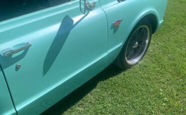 Chevy-short-bed-pickup-truck.-1967-blue-7