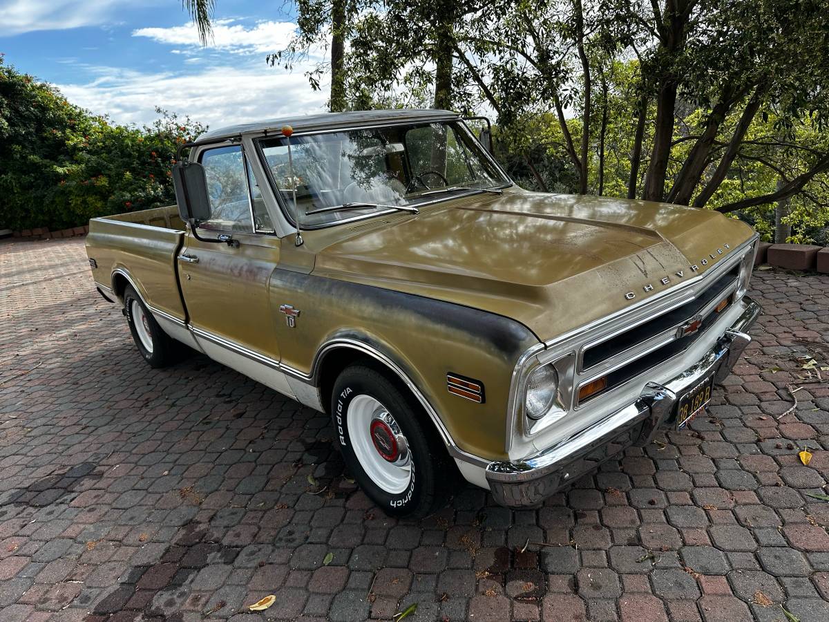 Chevy-shortbed-1968-brown-1