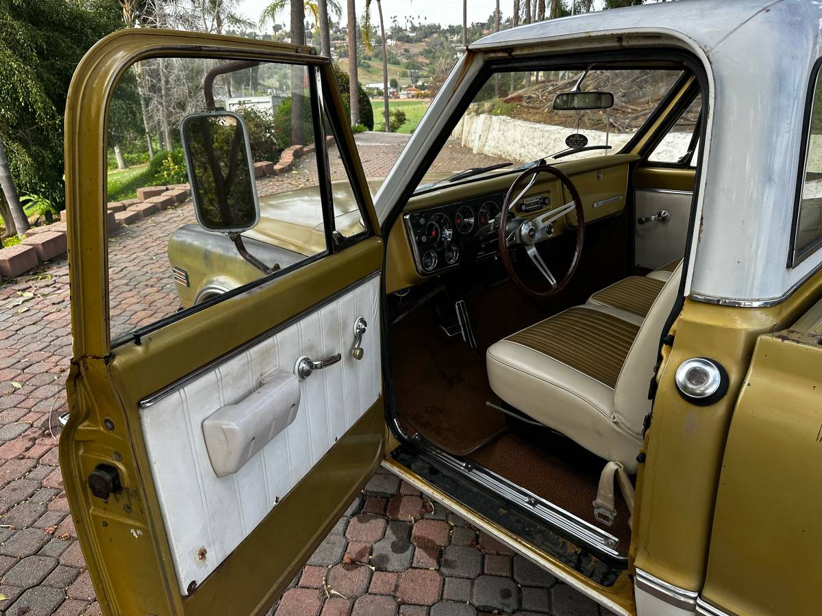 Chevy-shortbed-1968-brown-13