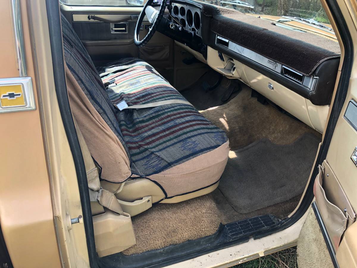 Chevy-silverado-1500-1984-brown-6