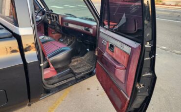 Chevy-silverado-1500-1987-black-10