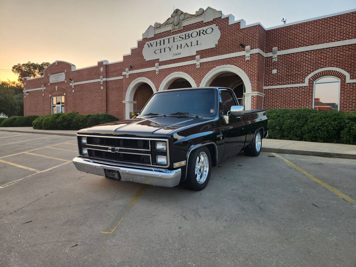 Chevy-silverado-1500-1987-black-5
