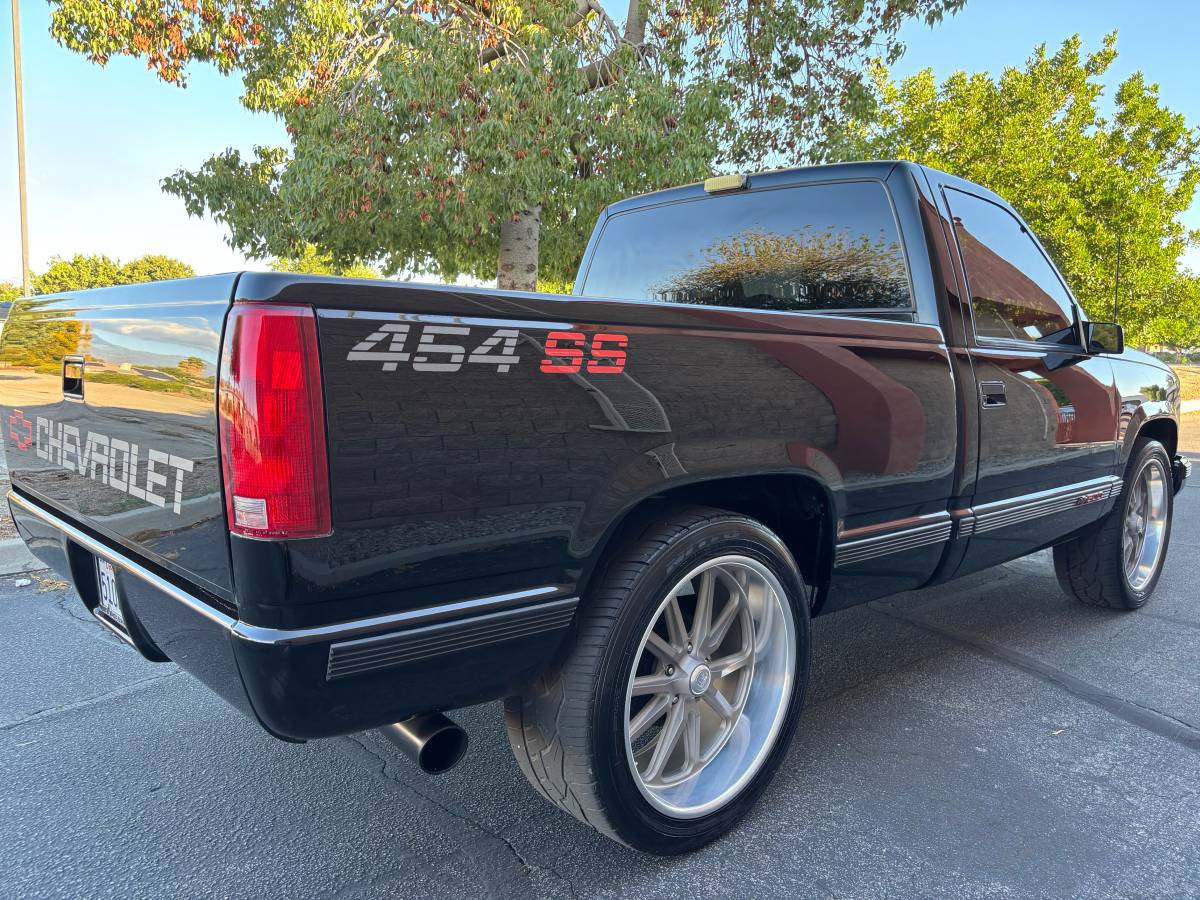 Chevy-silverado-1500-1990-black-3
