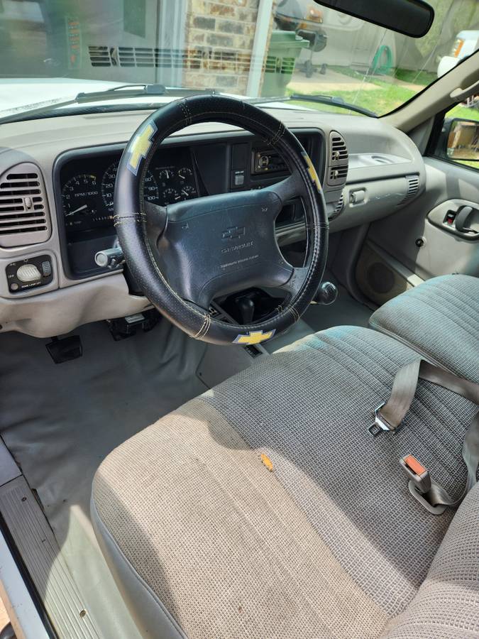 Chevy-silverado-1500-1996-white-12