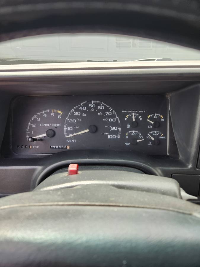 Chevy-silverado-1500-1996-white-13