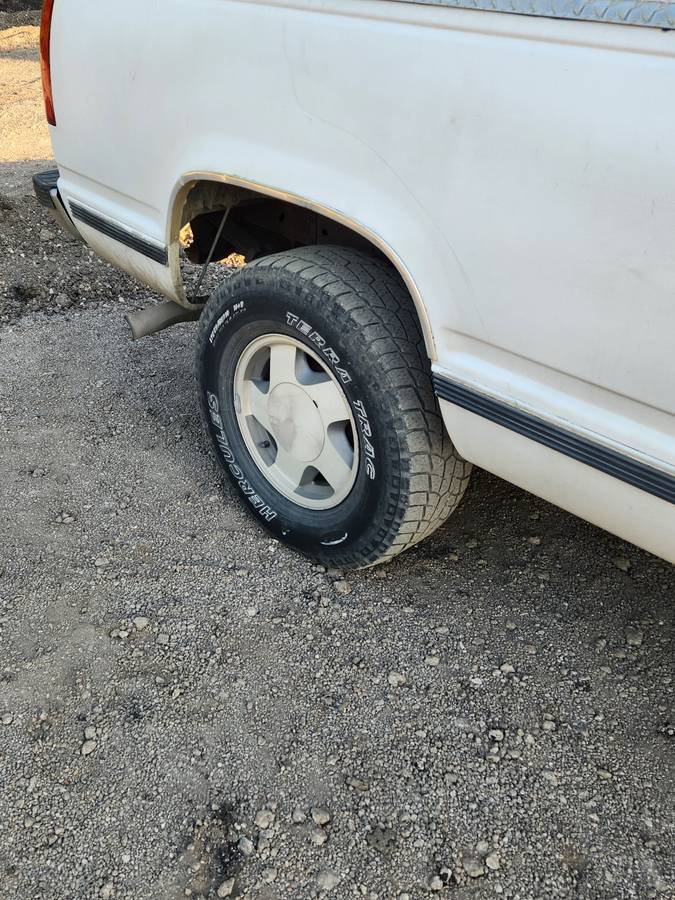 Chevy-silverado-1500-1996-white-4